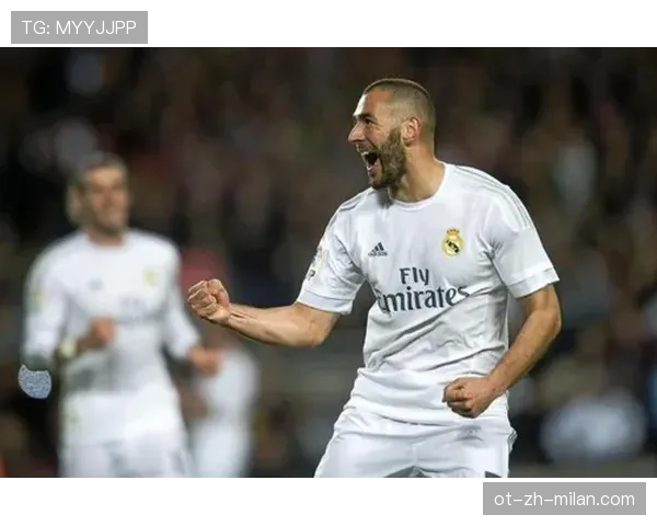 在射手角色下本泽马与阿圭罗的转化率偏移趋势